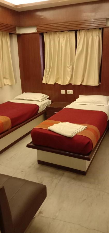 Hotel Aston Καλκούτα Εξωτερικό φωτογραφία